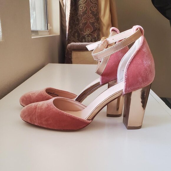 co wren Shoes - Pink and Rose Gold with 3" block heels